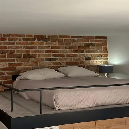 Apartament Celna Eight